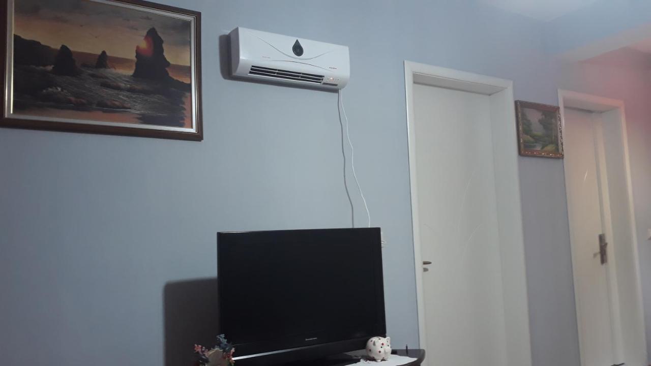 Odise'S Suite คอร์เชอ ภายนอก รูปภาพ
